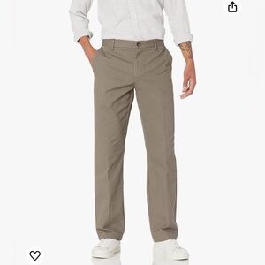 Amazon Essentials Men’s Classic Fit Wrinkle-Resistant Chino Pant Taupe
